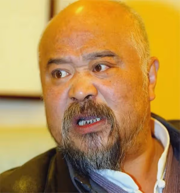 事實證明,吃肉喝酒每天兩包煙的李琦,早已走上了一條"不歸路"