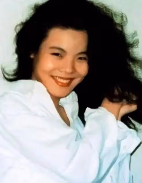 原來她已離世25年！23歲登春晚一夜成名，卻因一個巴掌付出生命