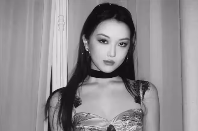 18歲李嫣4次手術成功，治好唇齶裂，神似王菲，性感出鏡太美了！
