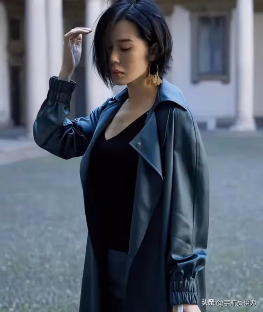 她因太美被導演收入囊中,相愛10年卻慘遭分手,如今48歲風韻猶存