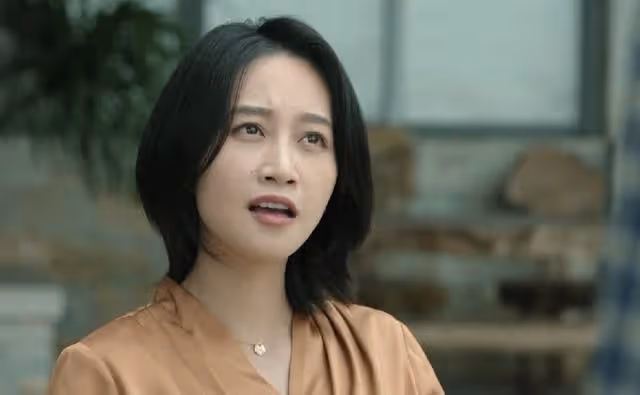錯位:顧己鳴喝2萬元紅酒吃泡菜,「豪門贅婿」的窘境一覽無餘