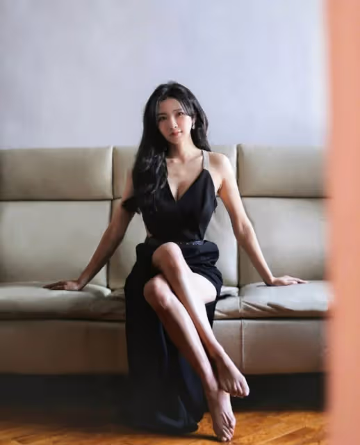 TVB身材豐滿女星宣布離巢!入行12年不溫不火!監製一句話大受打擊