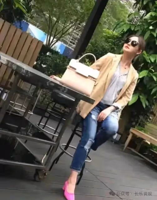 汪小菲瑞士嗨玩,具俊曄被催房租,捨不得換碎屏手機,大S的選擇錯了嗎