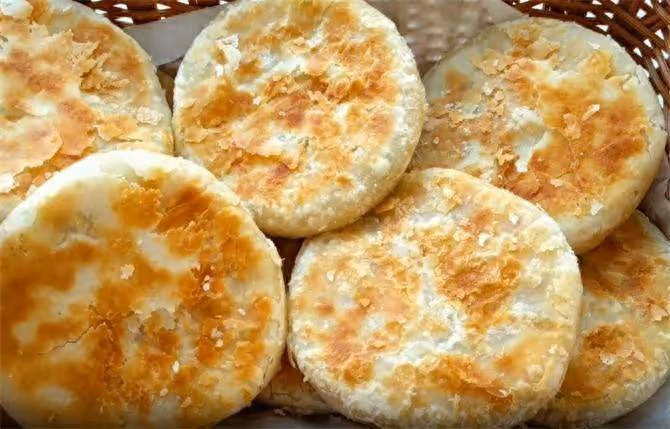 糯米酥這麼做,看著就想吃,咬一口直掉渣,外酥里糯太香了