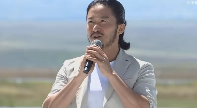 這張臉,真的是吳京?