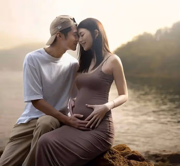 恭喜!香港人氣女星剖腹生女,帥氣小生老公親自剪斷臍帶