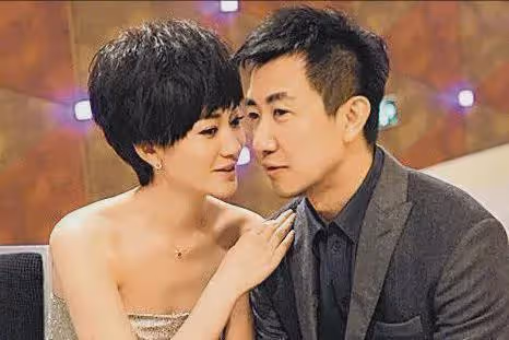 李小冉:39歲嫁給富商男閨蜜,5個億隨便花,如今生活狀況怎樣?
