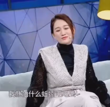 李小冉:39歲嫁給富商男閨蜜,5個億隨便花,如今生活狀況怎樣?