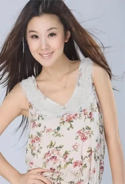 她是娛樂圈最乾淨女演員,出道20年從不接吻戲,如今40歲宛如少女
