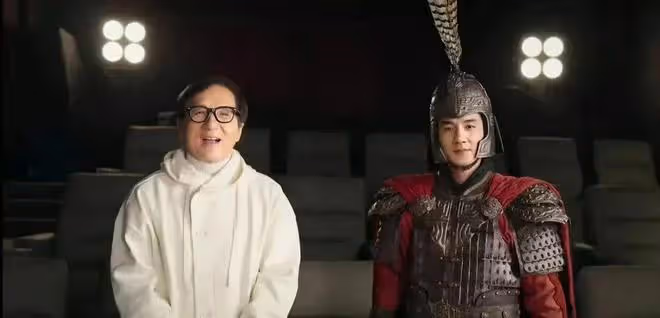 70歲成龍「過氣」了?但看他的資產,才知道他的實力和地位