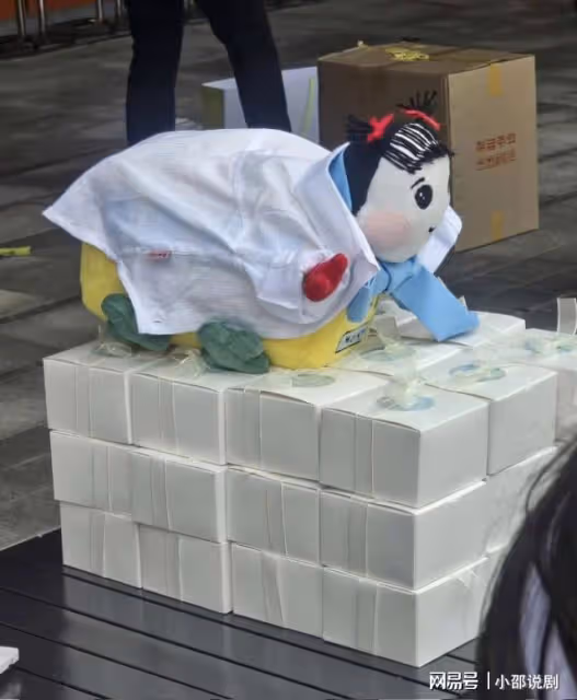 太羨慕!《SBS歌謠大戰》各偶像組合逆應援曝光!NewJeans永遠狂