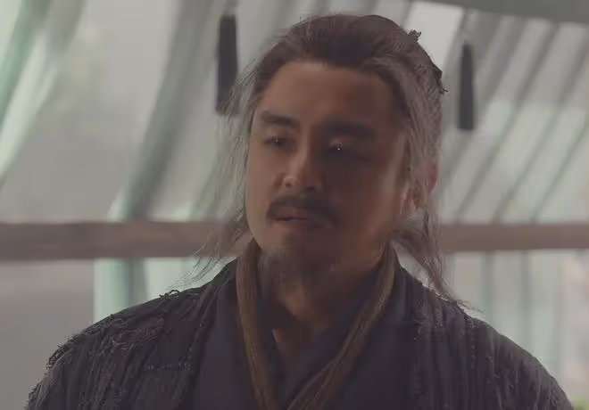 好傢夥,鄭曉龍又要翻拍新版《紅樓夢》,這燙手山芋誰接都不討好