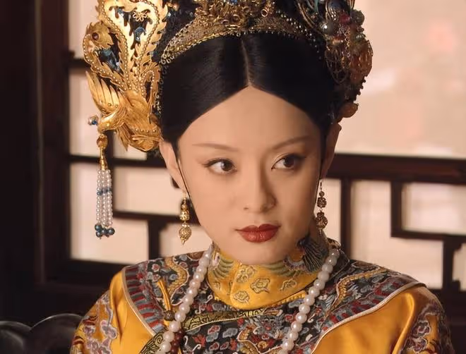 好傢夥,鄭曉龍又要翻拍新版《紅樓夢》,這燙手山芋誰接都不討好
