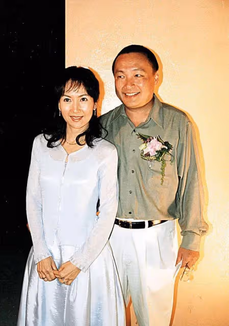 前TVB女星舉辦《新白娘子》演唱會！結婚兩次，領養內地棄嬰