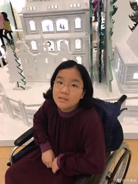 前TVB女星舉辦《新白娘子》演唱會！結婚兩次，領養內地棄嬰