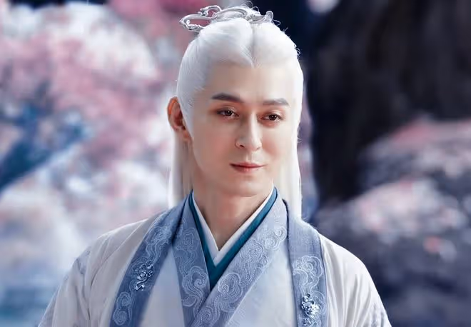 《少白》百里東君兩大神兵,《少年歌行》不染塵沒上劍譜?被斬斷