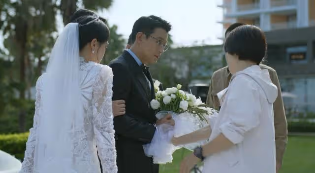 錯位:蘇真真知道顧己鳴是殺人犯,還堅持生下孩子?