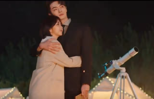 你比星光美麗:紀星拿到結婚證炫耀,一聲老公酥到心坎