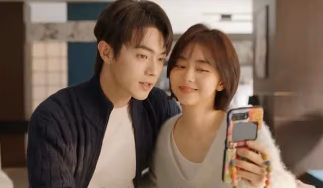 你比星光美麗:紀星拿到結婚證炫耀,一聲老公酥到心坎