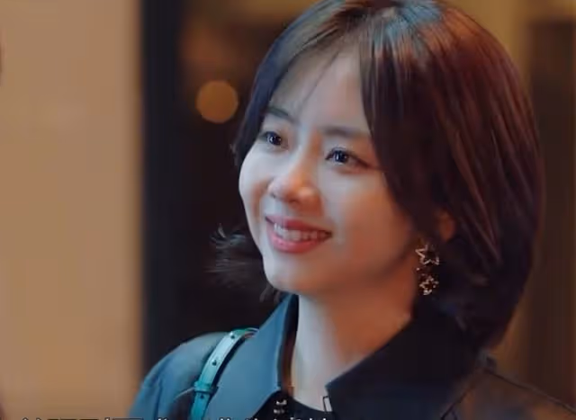 你比星光美麗:韓廷隱藏資產曝光,秦立瞬間弱爆