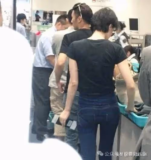 菲疑似產子?身體秘密被曝光,難怪只有謝霆鋒不嫌棄!