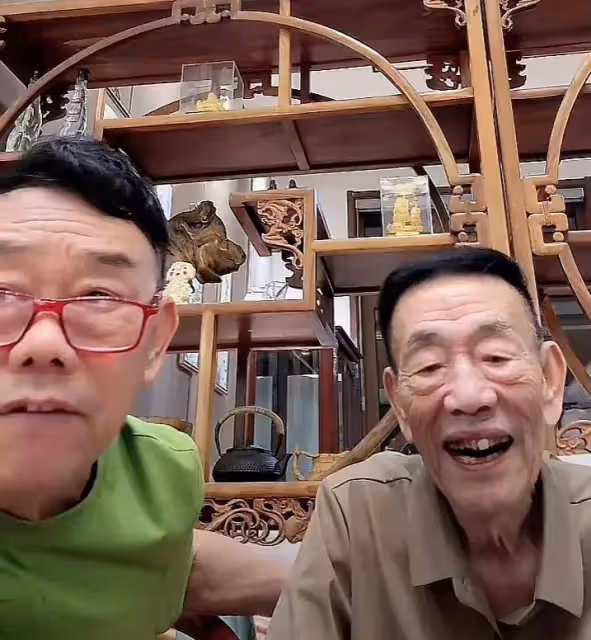 曹雲金開播一周年!與何雲偉合作《武訓徒》砸掛不斷,楊議刷禮物