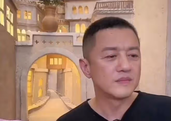 李亞鵬直播唱《因為愛情》，海哈金喜：還是鵬哥跟菲姐唱得好聽