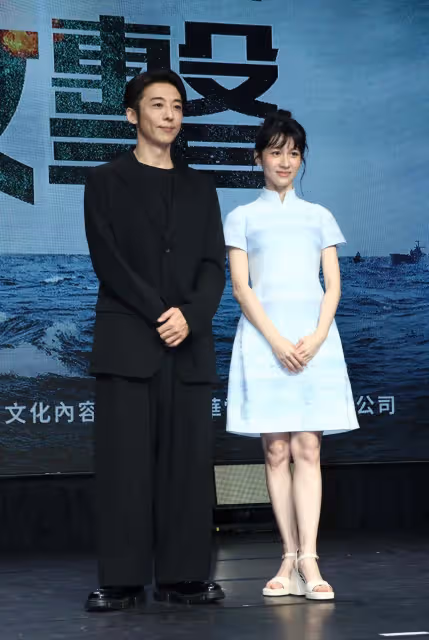 高橋魅力太強連俞涵羞到不敢對視　貼心送導演椅子疑惑「怎麼到殺青前都沒坐」　