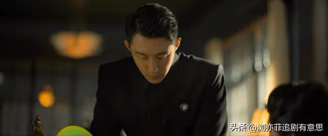 《孤城迷戰》馮靜嫻至死不知!黎少堂殺死她的父親,嫁禍告密者