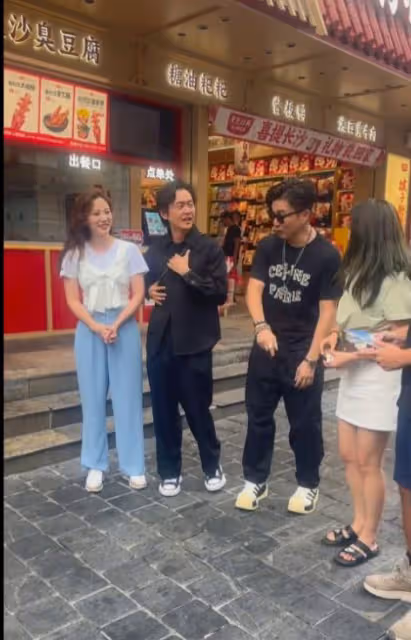 TVB花旦現身長沙街頭!衣著品味遭網民批:怎麼這麼差呀