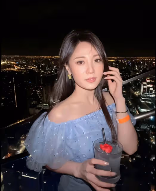 TVB花旦現身長沙街頭!衣著品味遭網民批:怎麼這麼差呀