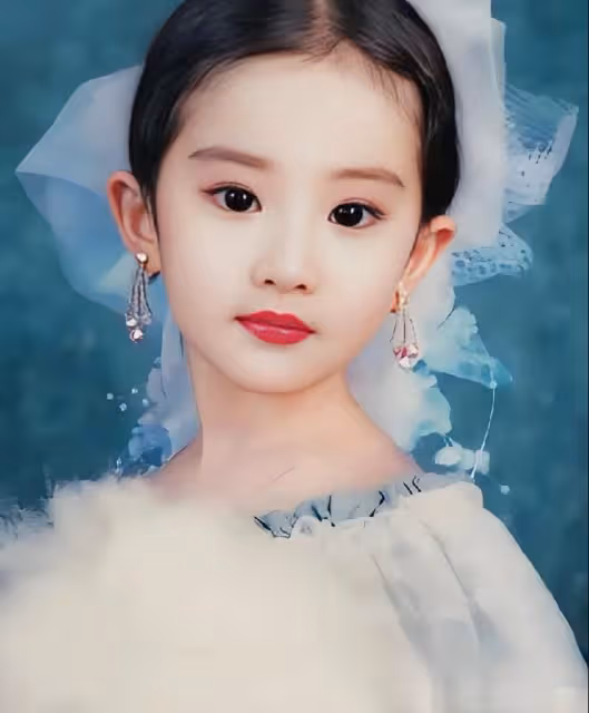 劉亦菲與乾爹陳金飛聚會,關係似乎不一般,糾纏多年背後真相曝光