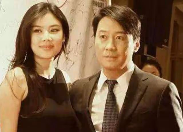 28歲嫁42歲黎明，4年敗光丈夫7億，38歲再嫁富二代卻胖成球