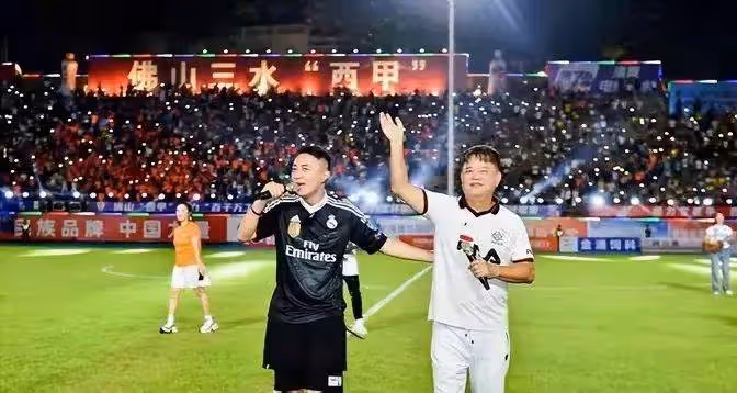 香港藝人陳百祥立志讓中國男足打入世界盃,一腔熱血開展青訓計劃,網友:異想天開