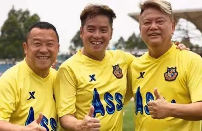 香港藝人陳百祥立志讓中國男足打入世界盃,一腔熱血開展青訓計劃,網友:異想天開