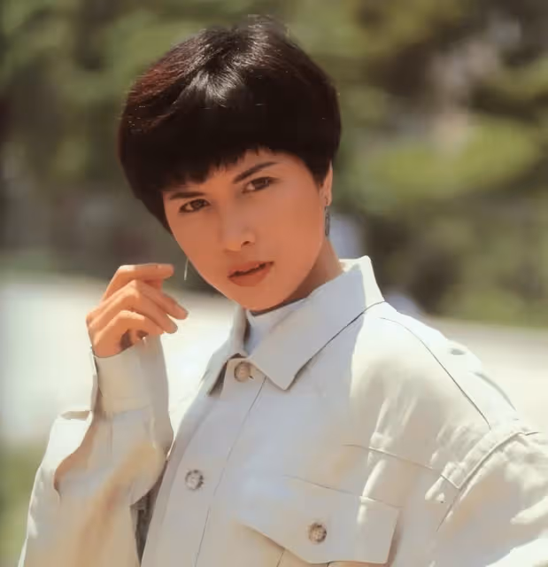 TVB前花旦邵美琪時隔5年回巢拍劇！挑戰搞笑題材，與老拍檔演夫妻