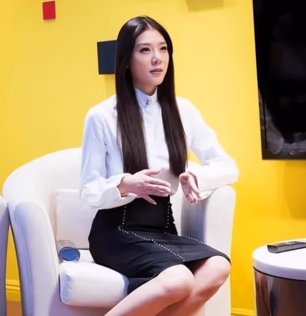 李澤楷被她迷得瘋狂,林丹為她不顧懷孕的妻子,她究竟有什麼魅力