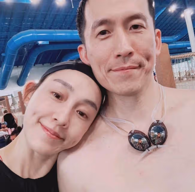 范瑋琪曬美國旅遊照,雙胞胎兒子一個像媽一個像爸,哥嫂罕同框