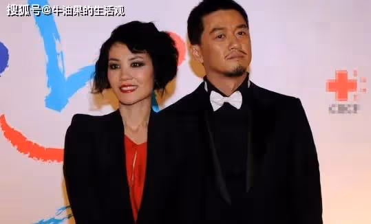 李亞鵬唱王菲的《因為愛情》,夫妻倆蹭熱度無底線,毫無邊界感