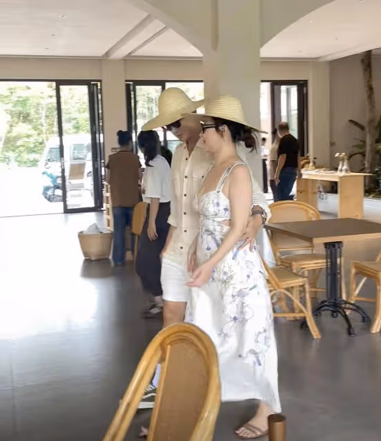 霍思燕雲南被偶遇,杜江全程護妻引發懷孕猜測,但她早已回應過