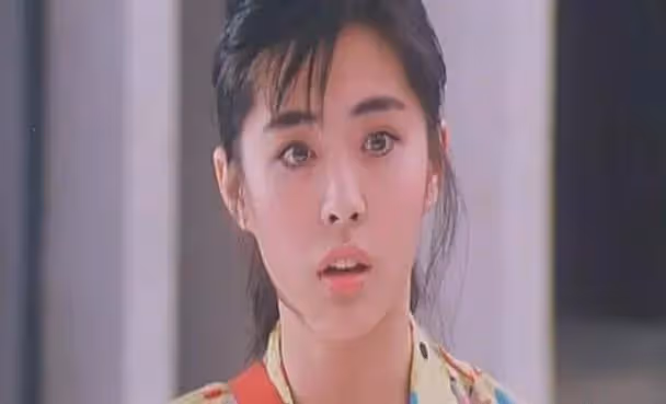 王祖賢在溫哥華隱居20年,不工作不拍戲,錢是從哪兒來?