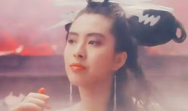 王祖賢在溫哥華隱居20年,不工作不拍戲,錢是從哪兒來?