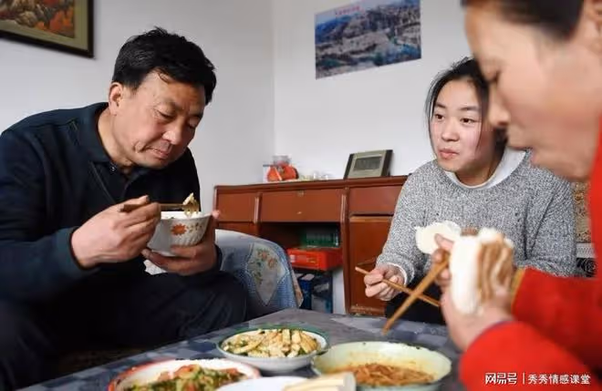 父親搭夥老伴想帶孫子住我家，還說閨女不就多兩雙筷子：一起走人