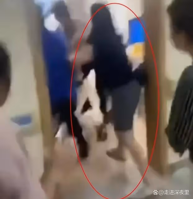 大反轉!李晟醫生案!全網口誅筆伐的黑衣女子其實在努力幫忙!