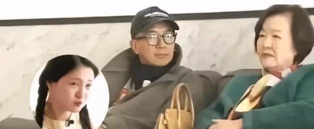 具俊曄曬最新電梯照,是大S喜歡的穿衣風格,他瘦了好多