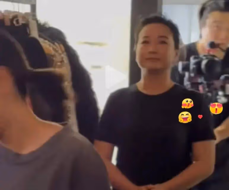 翻拍見到原創!賈玲和《百元之戀》主角相見,熱烈擁抱相見恨晚