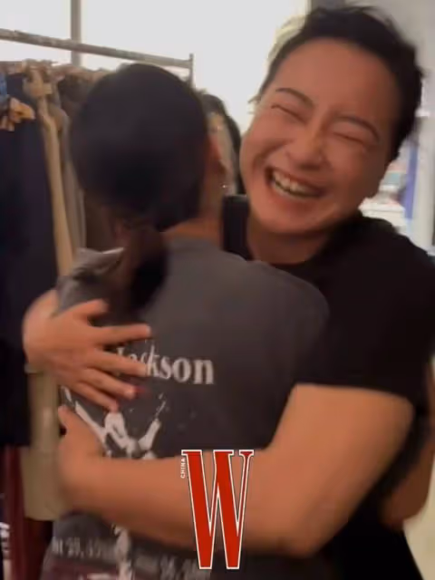 賈玲安藤櫻首次見面,尖叫擁抱一見如故