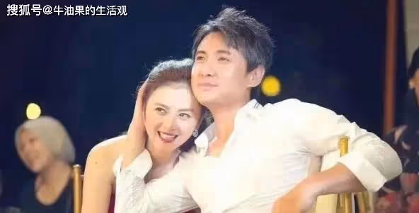 沈騰王琦一家三口出遊,王琦直接胖成賈玲,對視暴露夫妻感情
