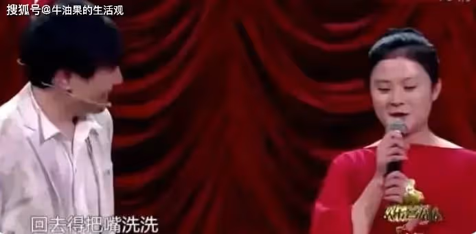 沈騰王琦一家三口出遊,王琦直接胖成賈玲,對視暴露夫妻感情