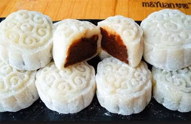 月餅新做法,不用麵粉,不用烤箱,手不沾面,筷子一攪,勁道軟糯